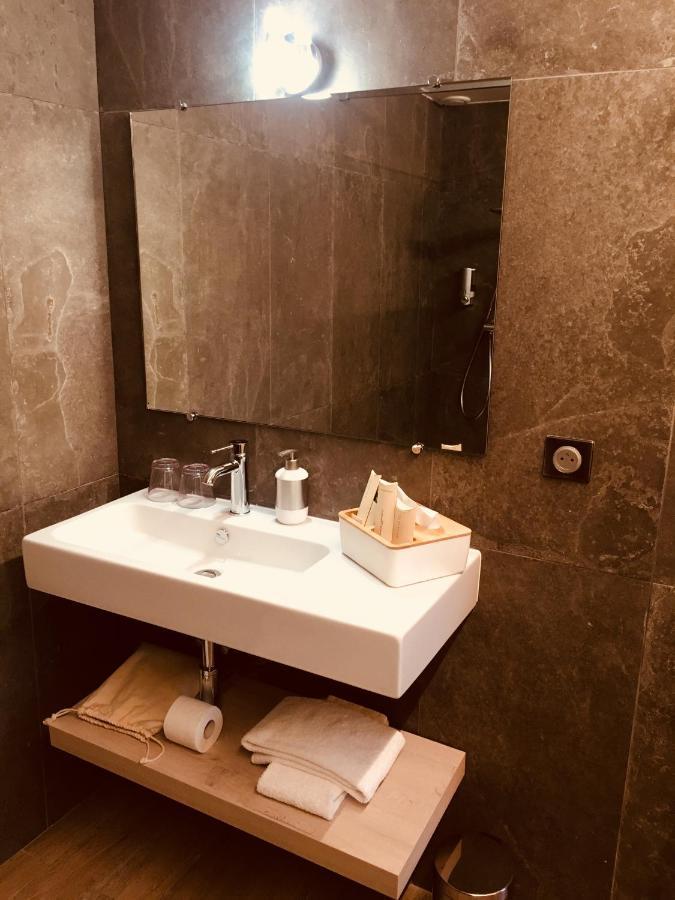 Auberge Quintessence Roubion ภายนอก รูปภาพ